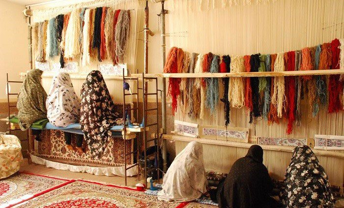Persian rugs weavers